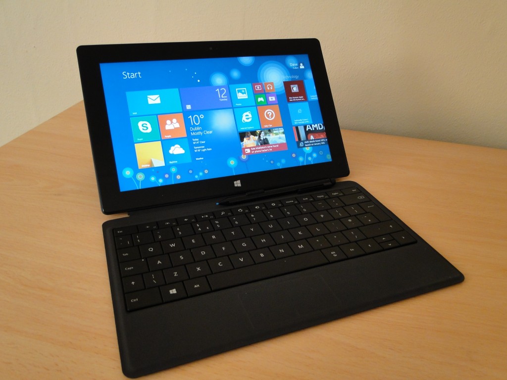 Microsoft Surface Pro 2 with Type Cover 2